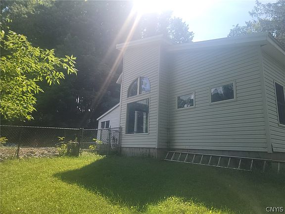 5th image of 4906 Lawless Rd