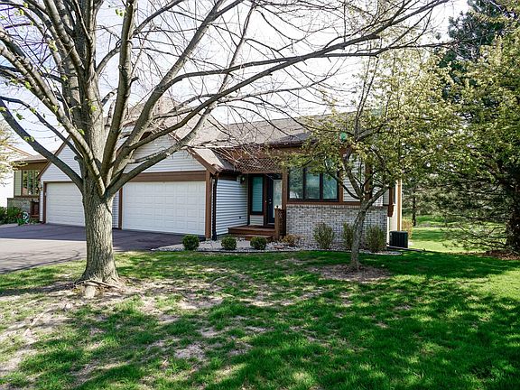 4th image of 1220 Brookside Dr #71