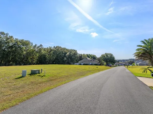 1007 Myrtle Breezes Ct #19, Fruitland Park, FL 34731