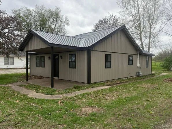 410 N Main St, Wayland, MO 63472