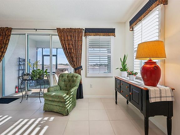 4th image of 6208 SW 93rd Loop