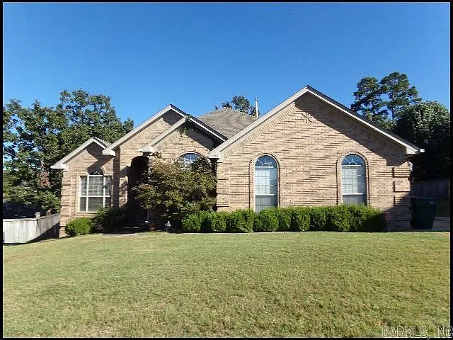 209 Chalamont Ln