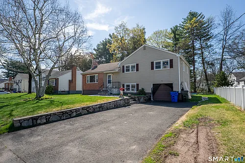 115 Hilldale Rd Photo 1