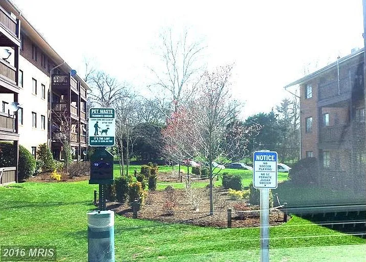 Building Photo 3