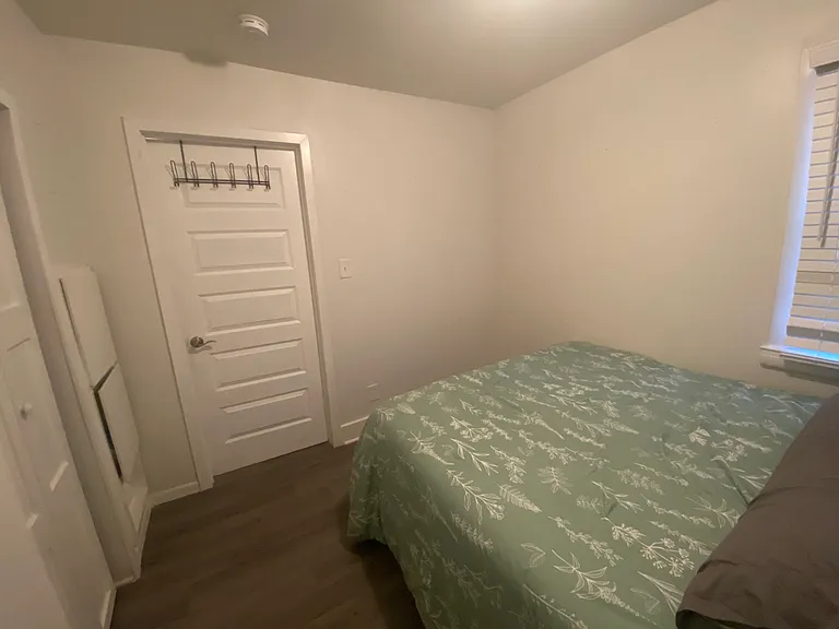 Bedroom Photo #2