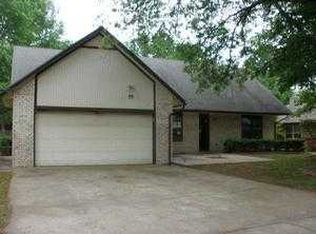 7001 S Ash Pl, Broken Arrow, OK 74011