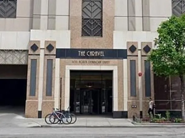 635 N Dearborn St APT 1806, Chicago, IL 60654