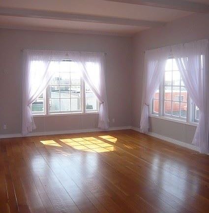 3rd image of 3330 Pierce St APT 302