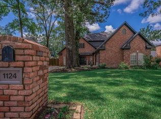 1124 Stillmeadow Ln, Longview, TX 75604
