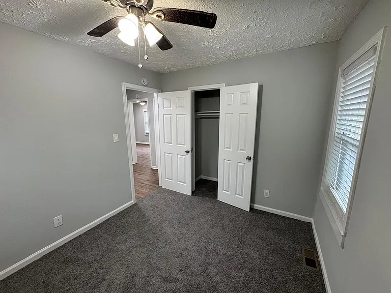 108 E Mimosa Dr — Photo 4