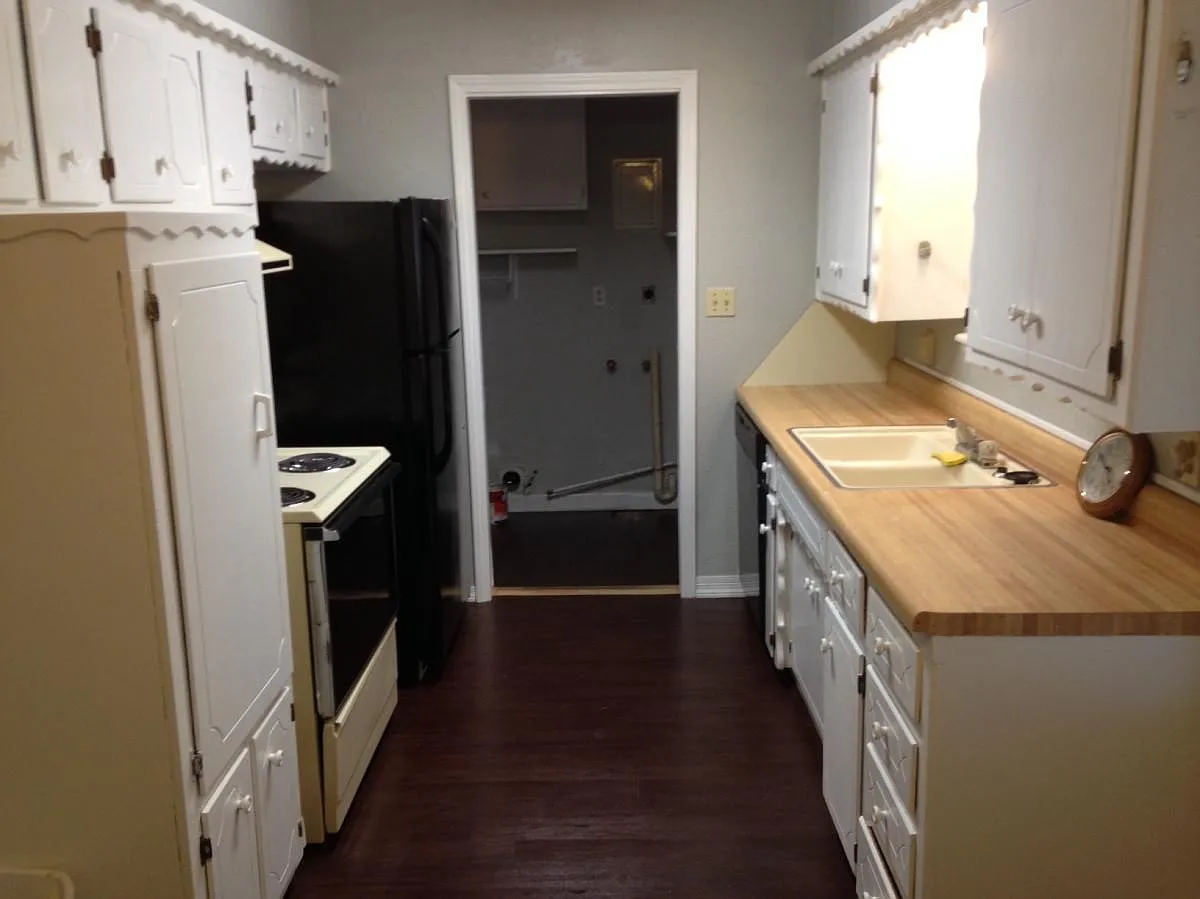 115 Rock Place — Photo 2