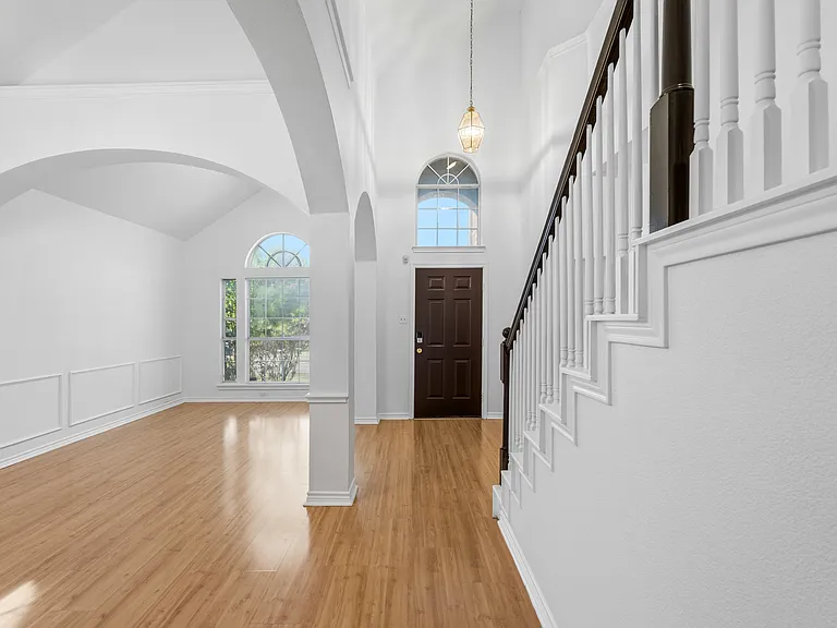12945 Peach Tree Way — Photo 10