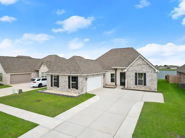 41241 Coastline Ave, Gonzales, LA 70737