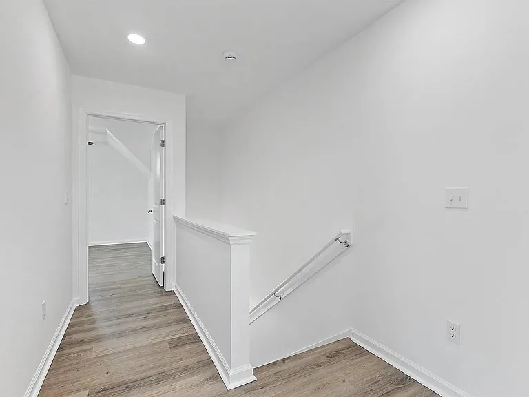 3675 Meadow Vista Ln — Photo 21