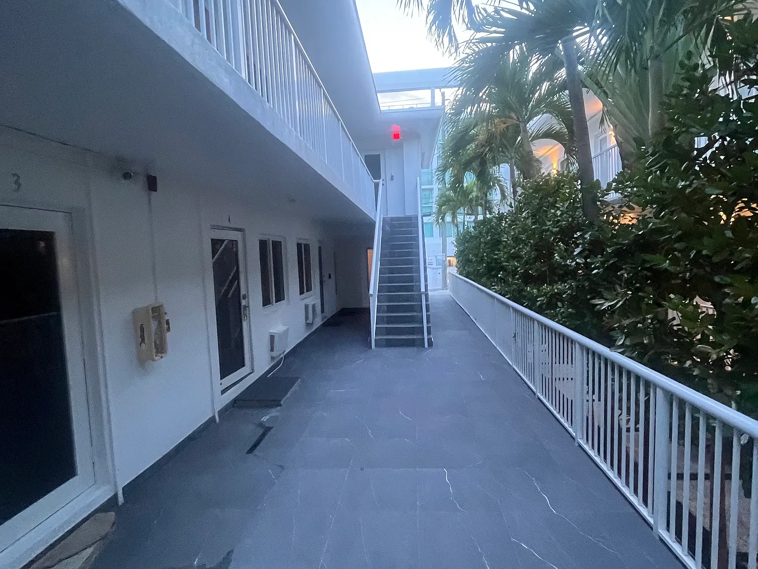 Studio, 390 sqft, $1,900 — Photo 1