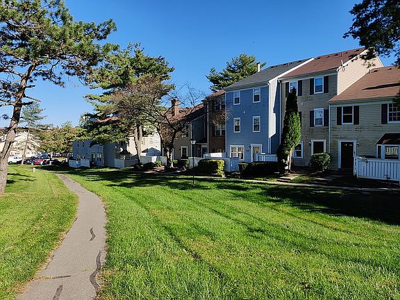 From Brandermill Dr.