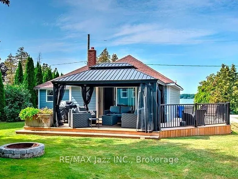 157 Hazel St — Photo 16