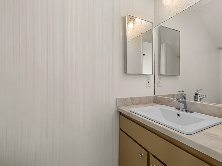 5607 Walnut Ave #9 — Photo 19