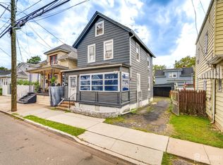 82 S Ward St, New Brunswick, NJ 08901