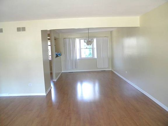 2nd image of 10601 Chamonieux Dr