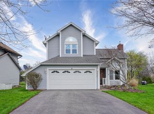 9 White Oak Bnd, Rochester, NY 14624