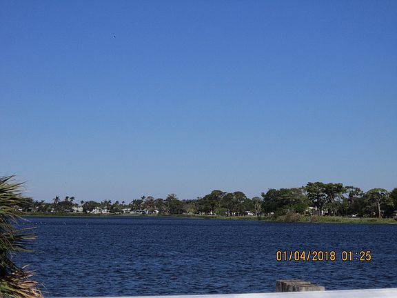 3rd image of 1711 Katherine Ct