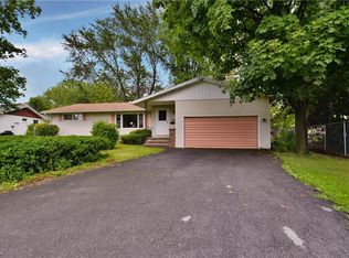4871 Juneway Dr N, Liverpool, NY 13088