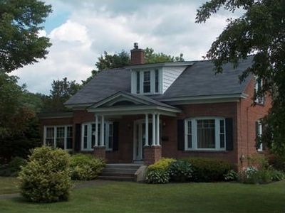 44 Walnut St, Turners Falls, MA, 01376