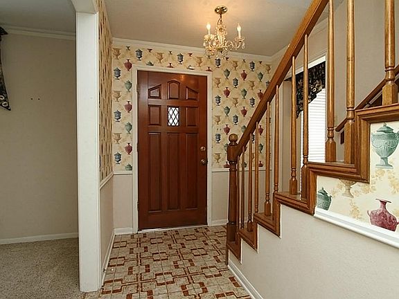 3rd image of 15003 Park Creek Ct