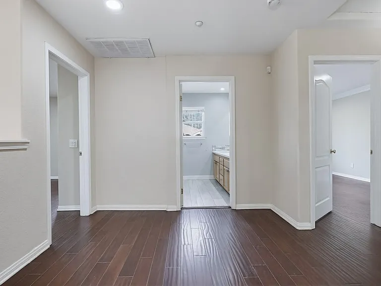 5187 Knollwood Way — Photo 32