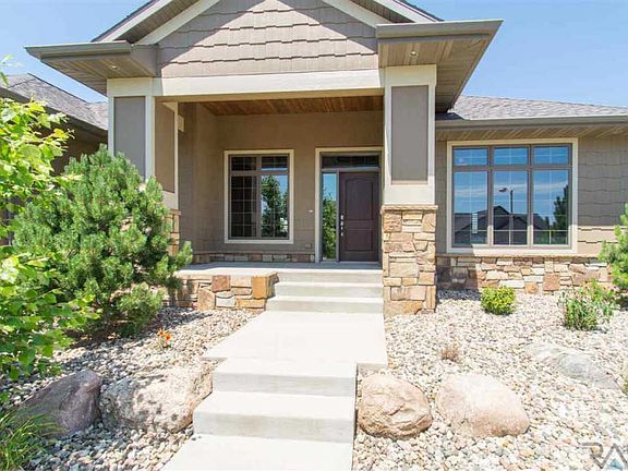 3rd image of 7405 S Ballymore Cir