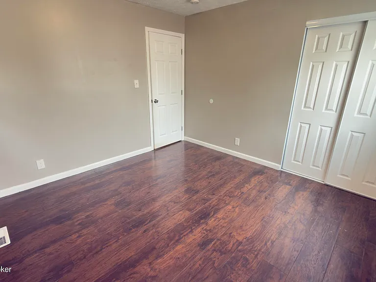 9303 Cinderella Ln — Photo 6