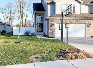 1231-1233 Griffin Lake Ave, Chesterton, IN 46304