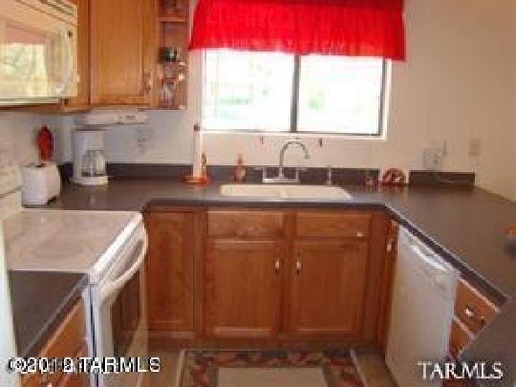 4th image of 5051 N Sabino Canyon Rd