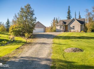 11450 E Equestrian St, Palmer, AK 99645