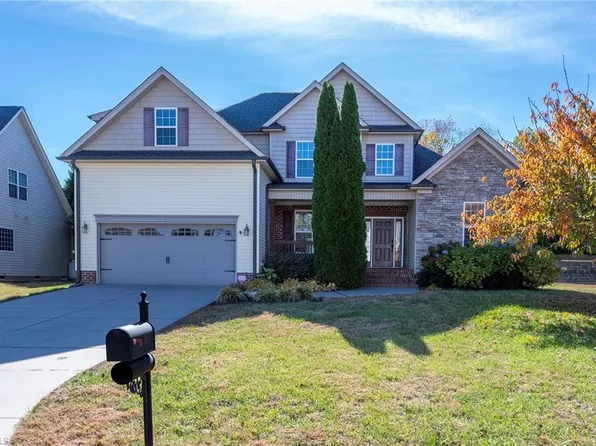 307 Royal Fern Dr, Clemmons, NC 27012