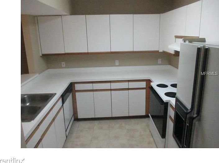 Crystal bay F107 kitchen