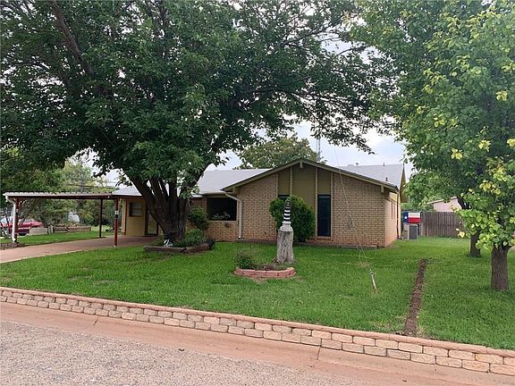 2nd image of 2901 Wyndrock Dr