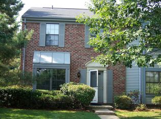 65 Pear Tree Ln #91, Franklin Park, NJ 08823