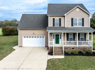 236 Summer Place Ct, Clayton, NC 27527
