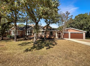 317 Diamond Ln, Burleson, TX 76028