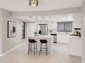 1054 Lotus Cove Ct, Altamonte Springs, FL
