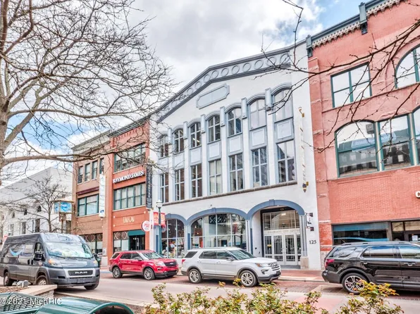 125 S Kalamazoo Mall APT 506, Kalamazoo, MI 49007