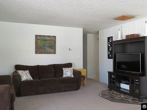 5th image of 413 Peak Dr