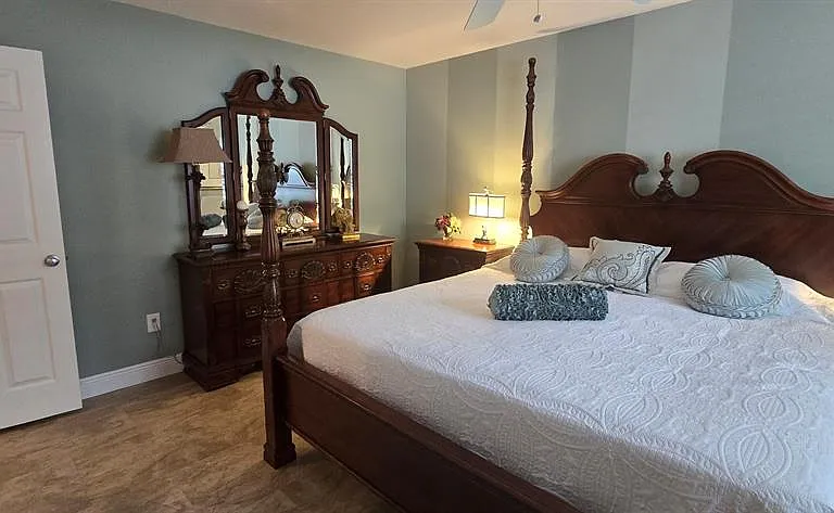 1846 Kane Pl — Photo 18