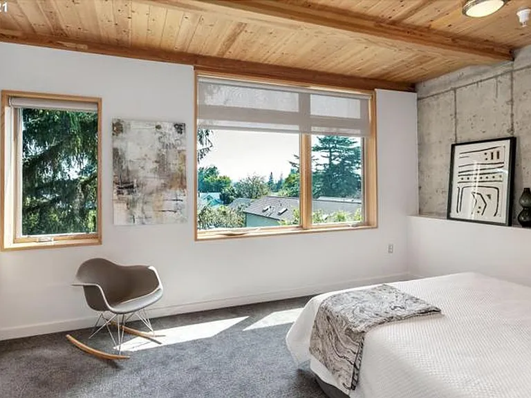 4216 N Mississippi Ave #208 — Photo 11