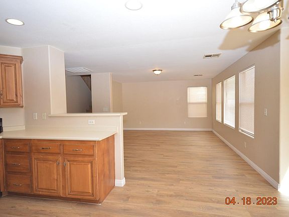 4th image of 4695 Portola Vista Ave