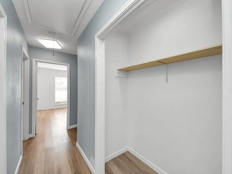 16502 N Mediterranean St — Photo 22