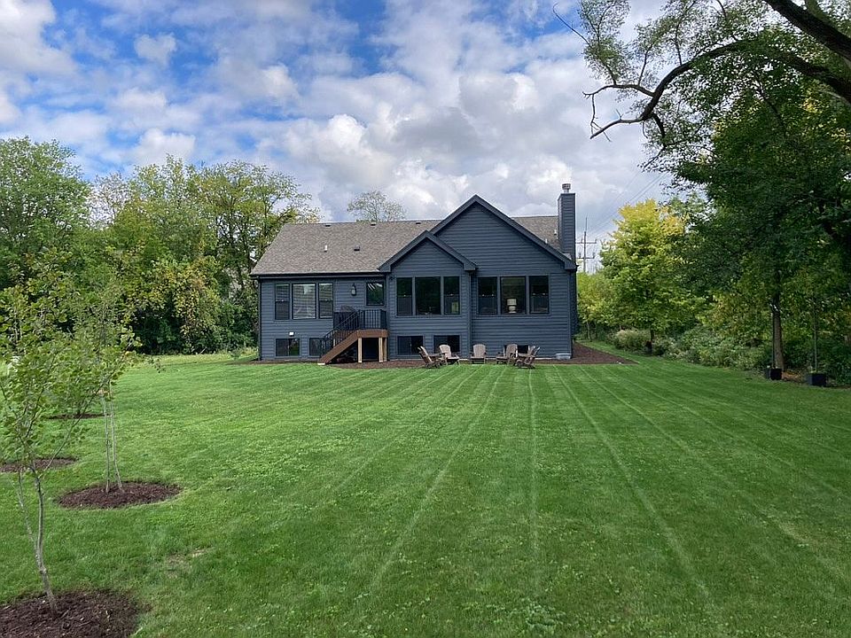 2nd image of 26W378 Grand Ave