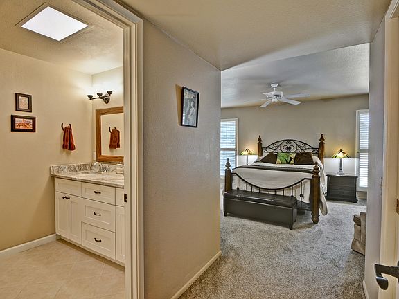 4th image of 18222 N 104th Ave